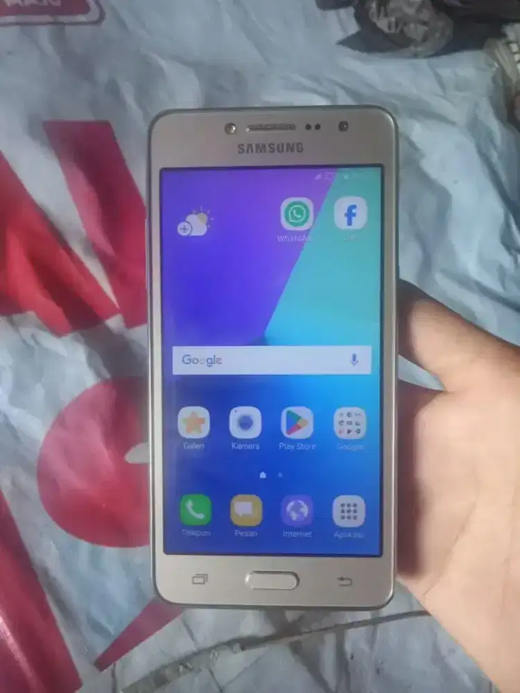 Bissmillah mohon izin lapak admin mau jual hp samsung j2 prem nominus