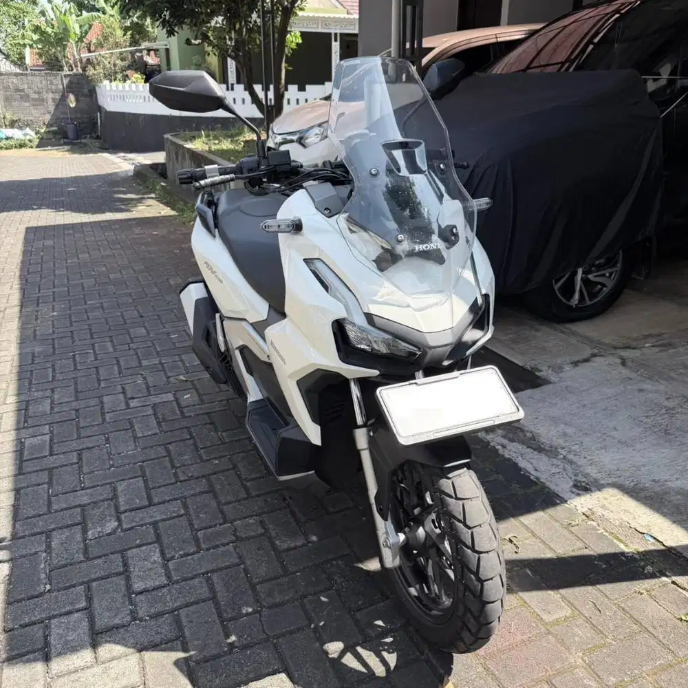 Honda ADV 160 CBS Putih Pembelian Januari 2024