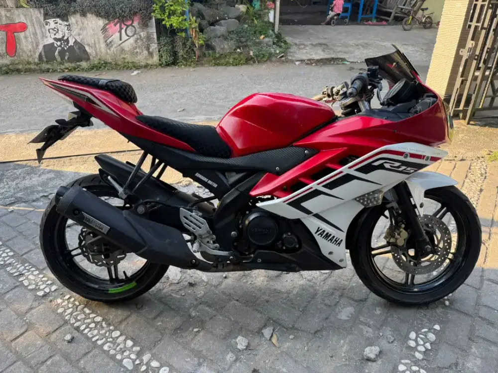 Yamaha R15 THN 2016 plat AD klaten