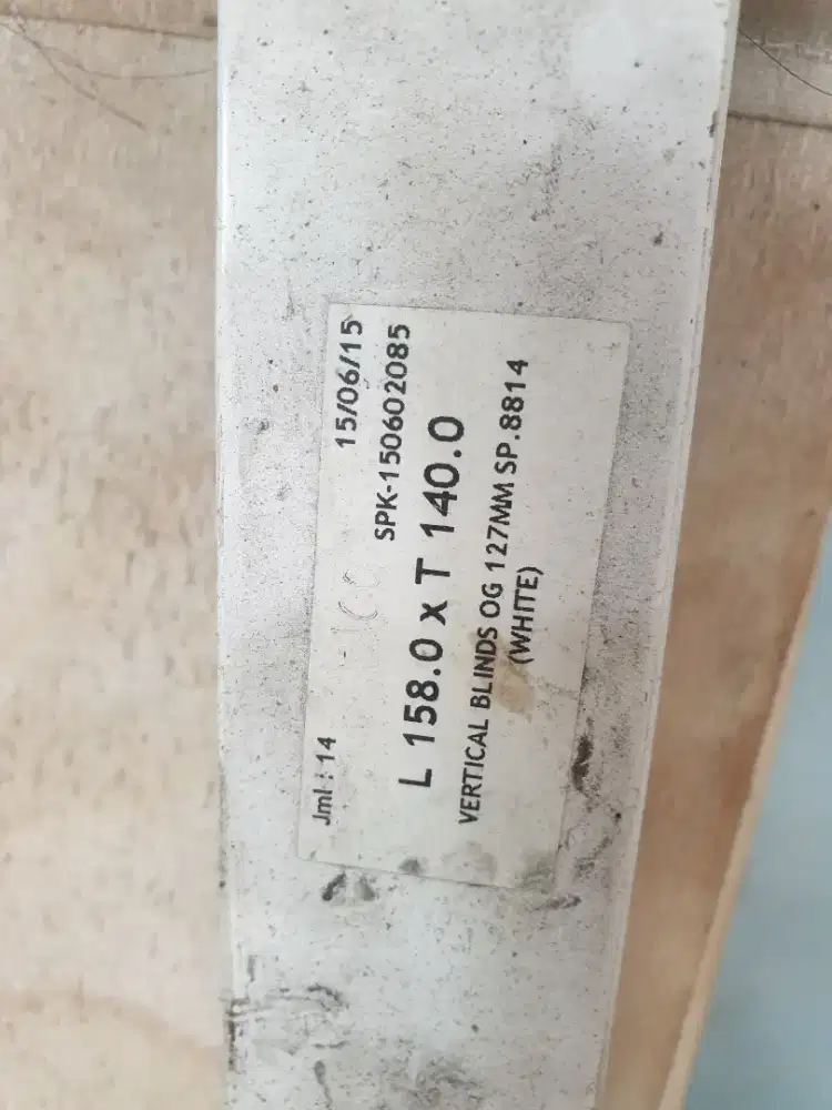 Tirai lipat L 158 T.140