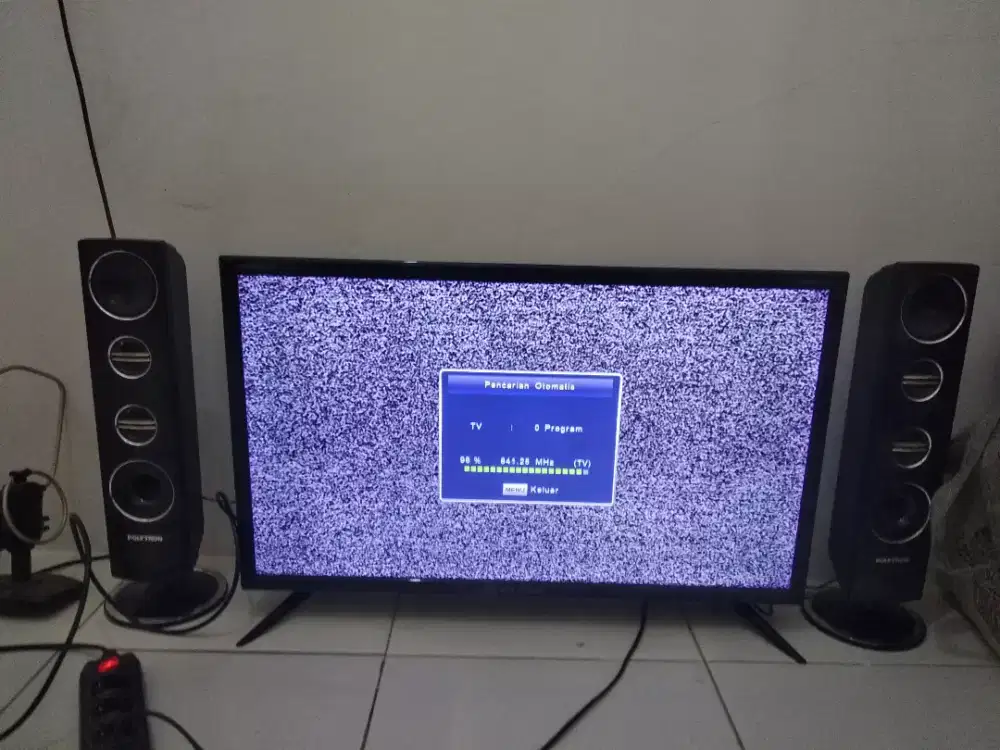 TV 32 in Polytron