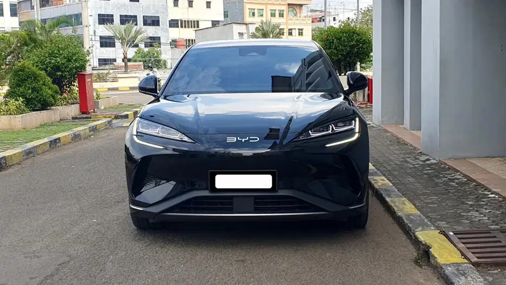 Km 1rb byd sealion 7 performance awd 2025 hitam pajak panjang