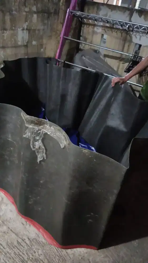 KOLAM BESAR UNTUK IKAN