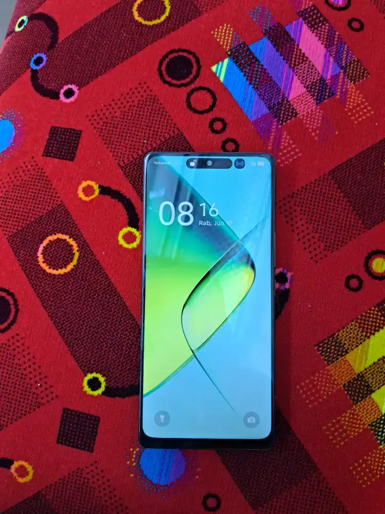 Saya mau jual infinix note 40 pro 5g
