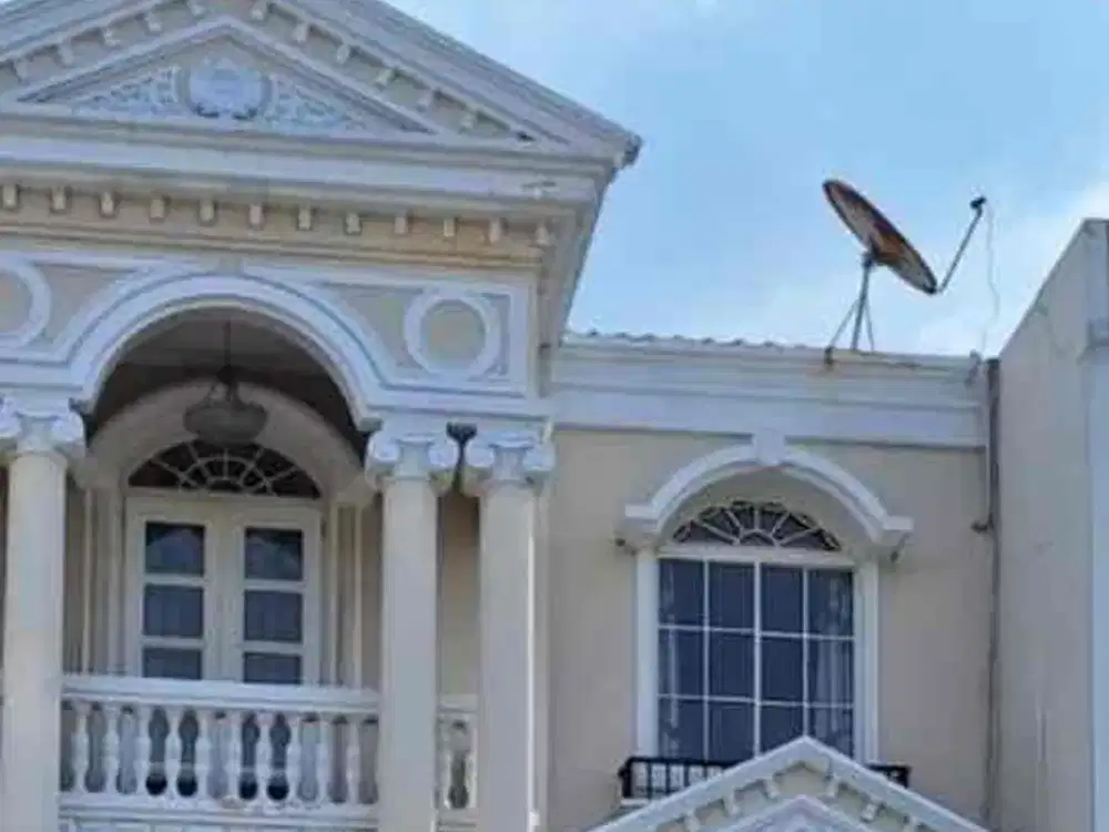 rumah di katamaran, pantai indah kapuk