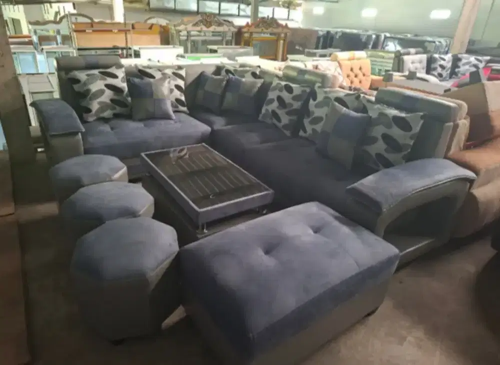 Sofa beranak abu