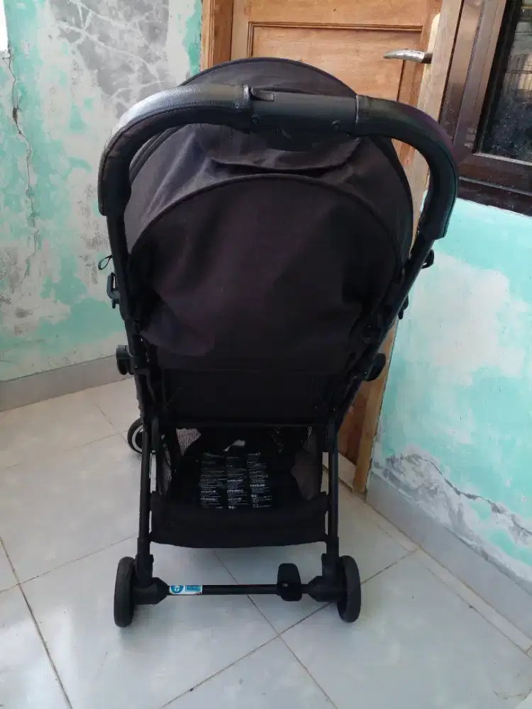 Di jual stroller Bouncer carrier brent Hamillton