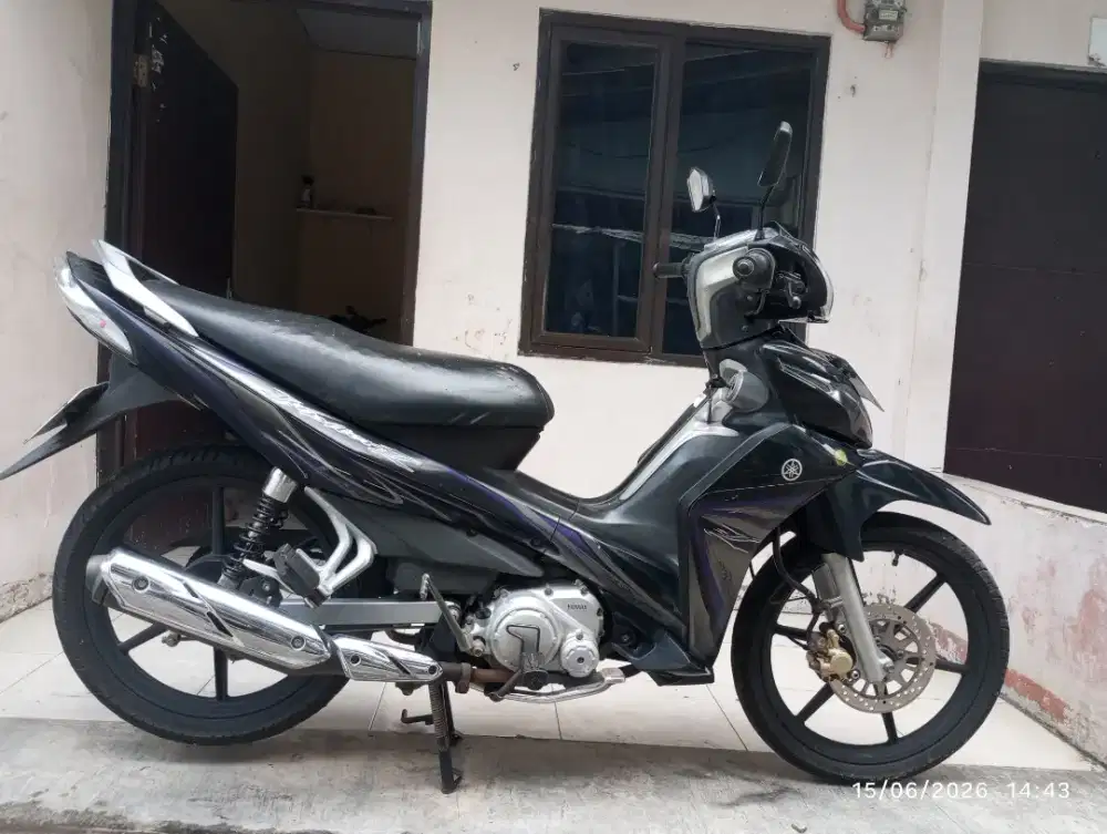 Jupiter z 2010 orisinil gres no minus pajak Depok hidup panjang
