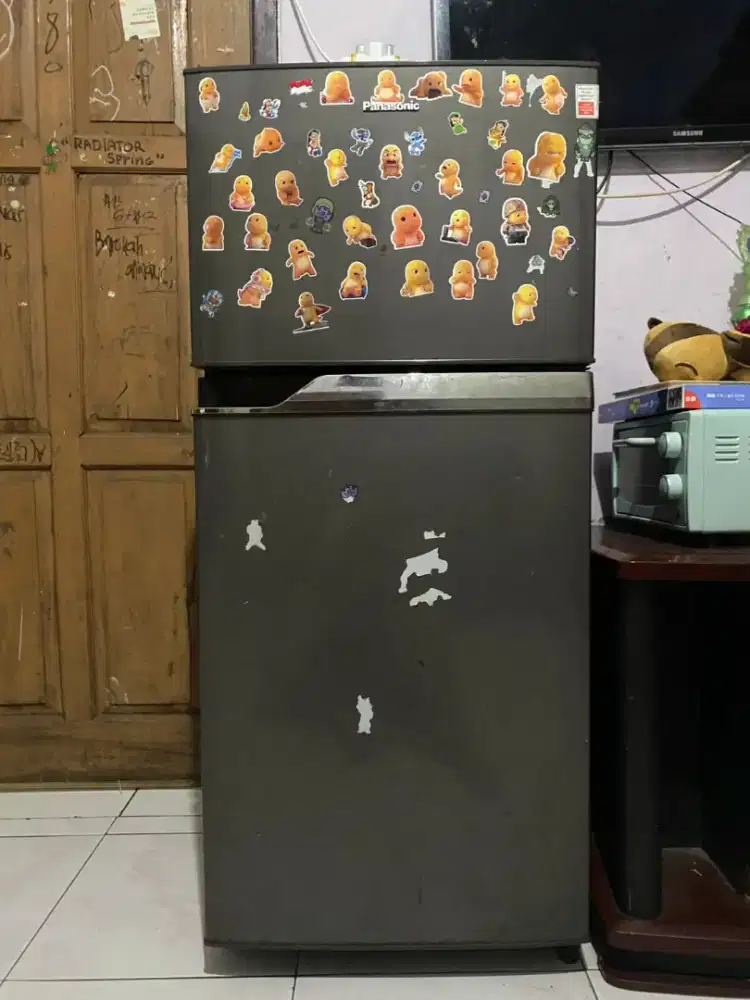 DIJUAL KULKAS 2 PINTU MERK PANASONIC