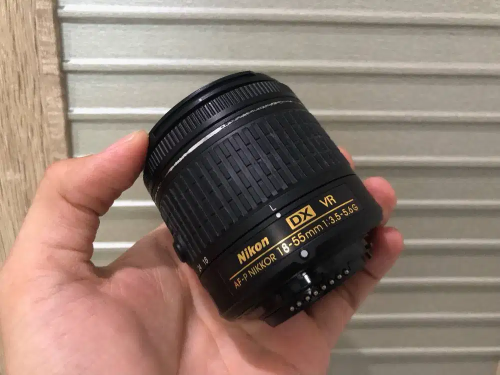 Lensa Nikon AFP 18-55mm VR
