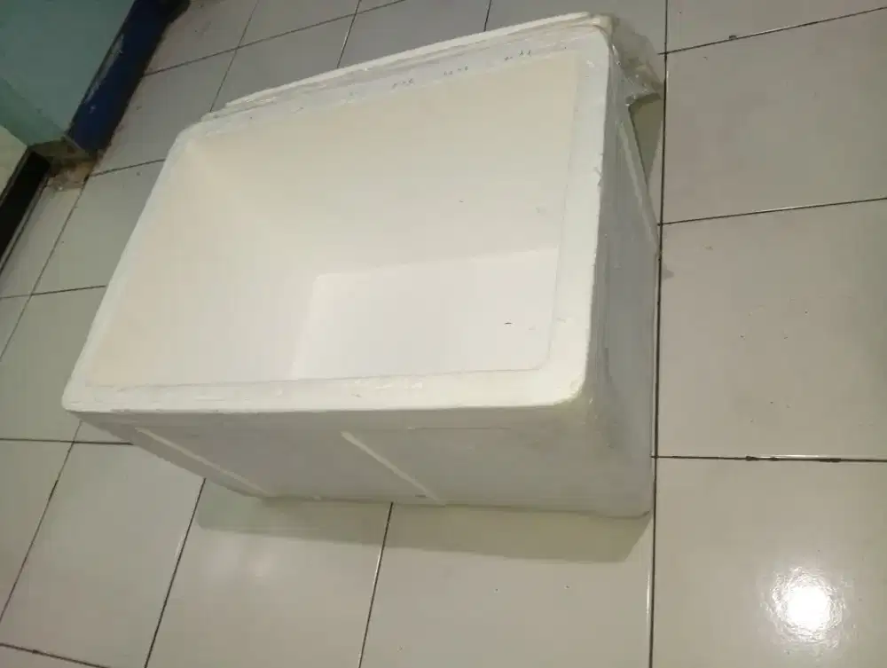 Ice box steloform