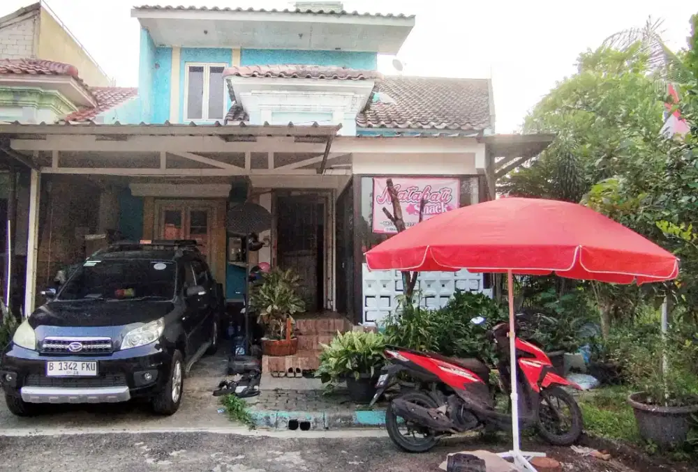 Rumah istimewa Pojok cocok untuk usaha kontrakan.Dkt Kawasan Industri