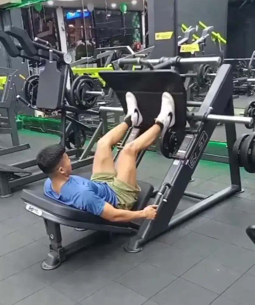 DHZ LEG PRESS MACHINE U3056S ALAT FITNESS GYM CENTER