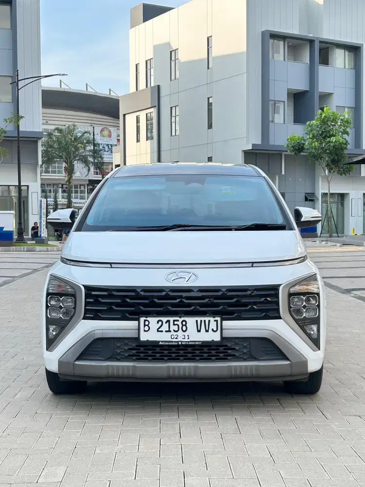 Istimewa Gan Hyundai Stargazer Prime AT 2022 Bensin Putih Metalik