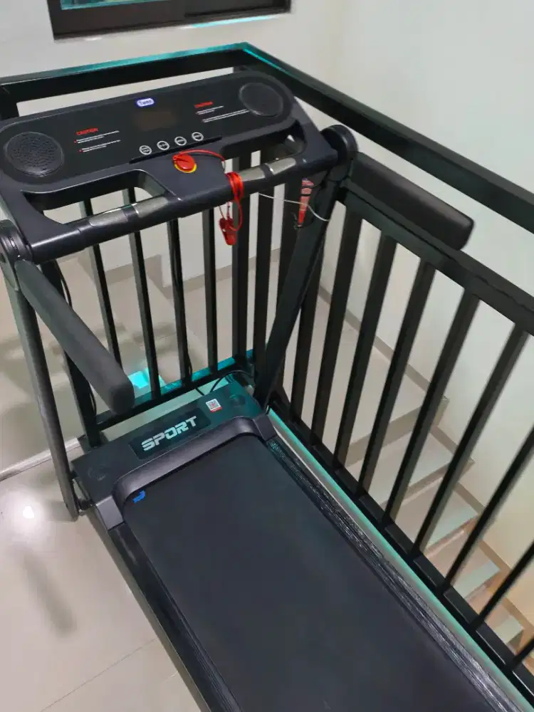 Treadmill uk medium