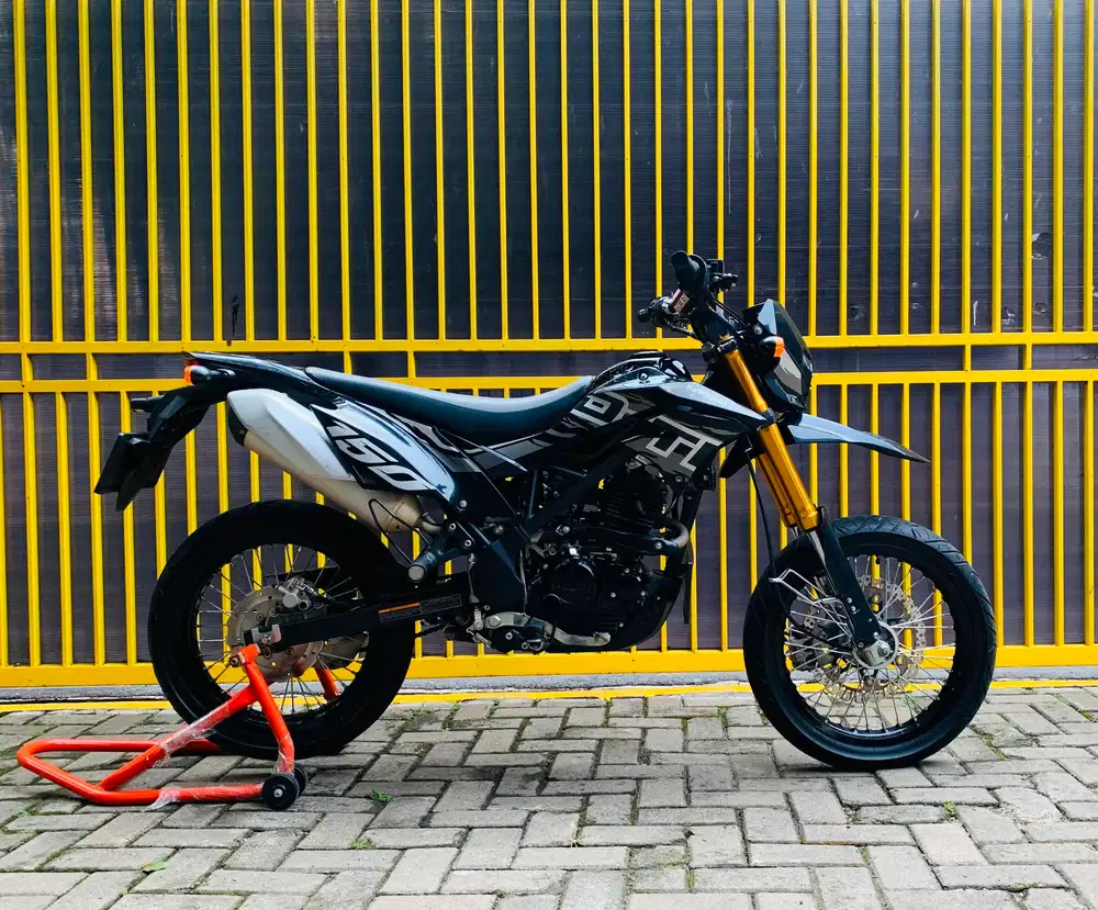 Kawasaki dtracker 150 L