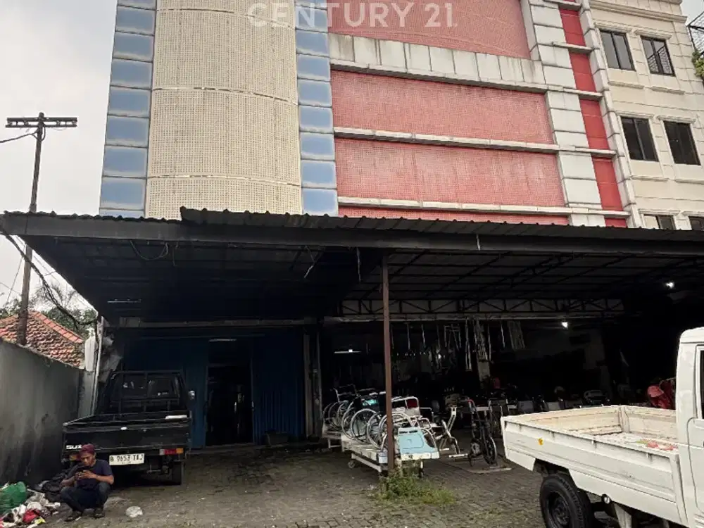 Disewakan Ruko 5 Lantai Luas 1000 Meter Dekat Menteng