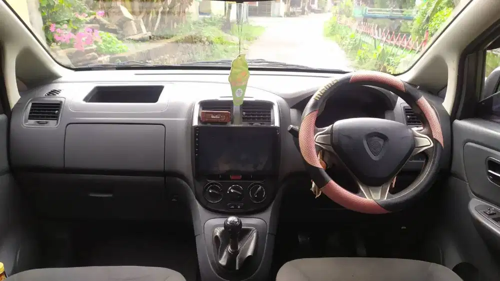 Proton exora 2011