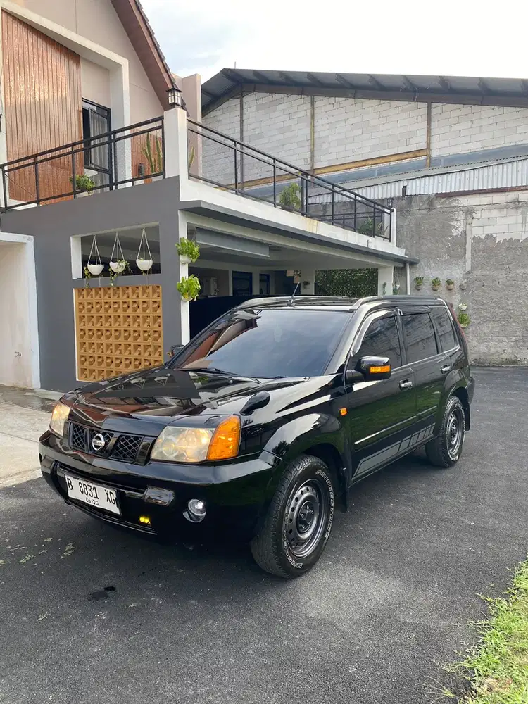 Nissan Xtrail 2.5 ST 2005 AT Istimewa