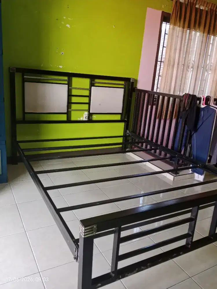 Ranjang Besi / Dipan Kasur Besi ukuran 215×165