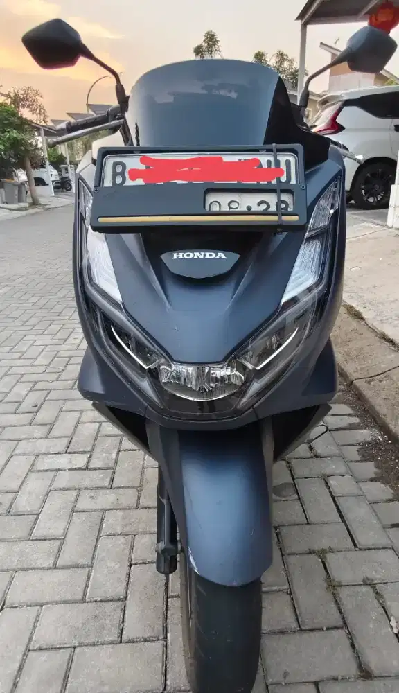 Honda PCX CBS 160 tahun 2023
