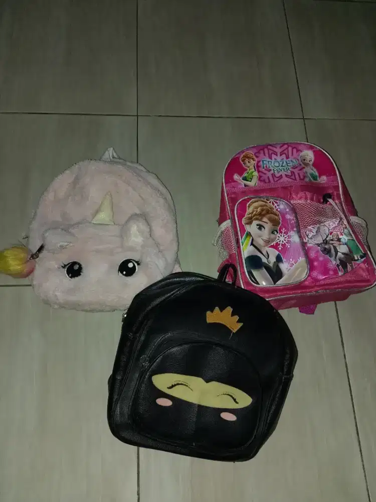 Tas anak perempuan