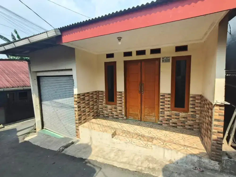 Rumah second dijual+warung hook 240jt Cilangkap Tapos Depok