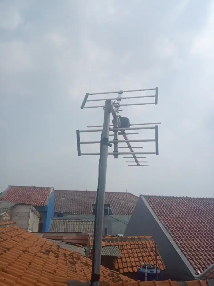 Jasa pasang antena digital .