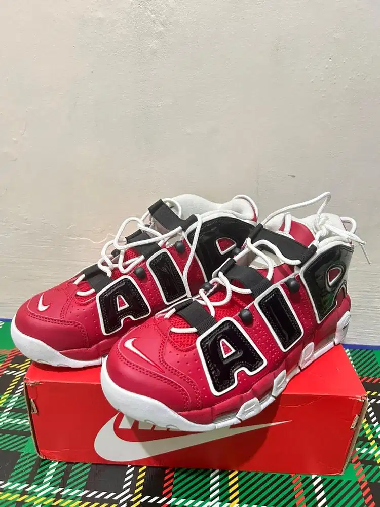 NIKE UP TEMPO RED SIZE 45