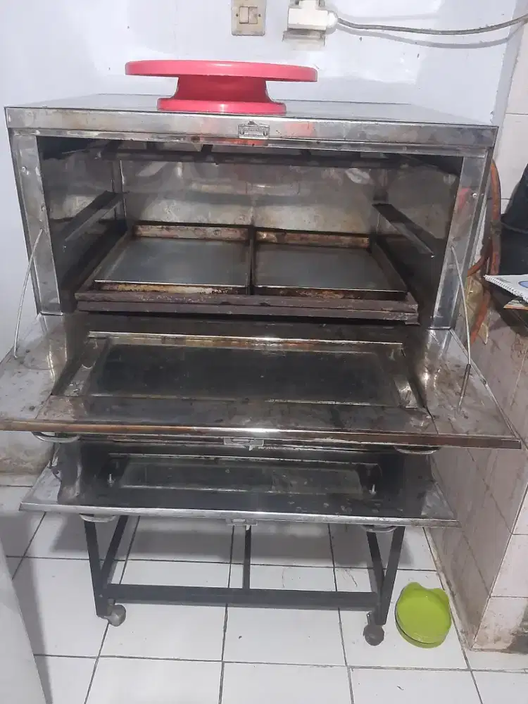 Oven panggang steinlis (gas LPJ)