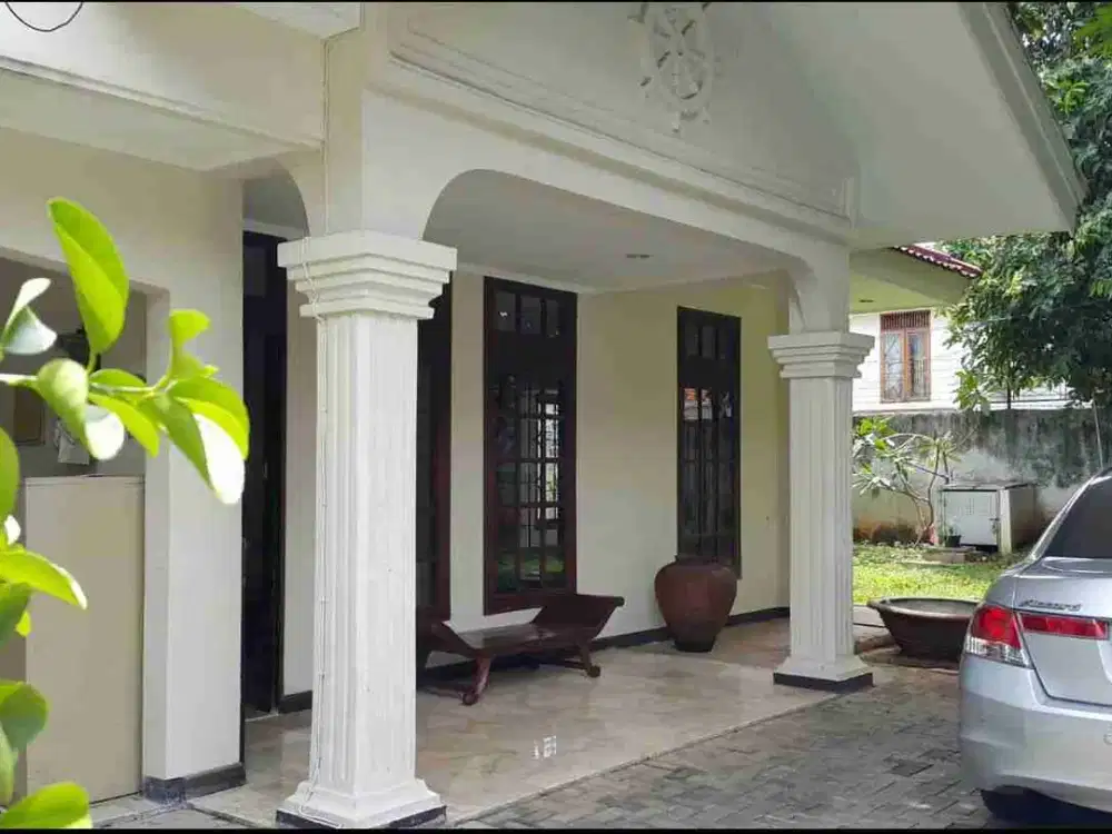 rumah murah harga dibawah pasaran, siap huni, bebas banjr, semi furnished, ada kolam renang di jalan bangka, pela mampang, mampang Prapatan, jakarta selatan