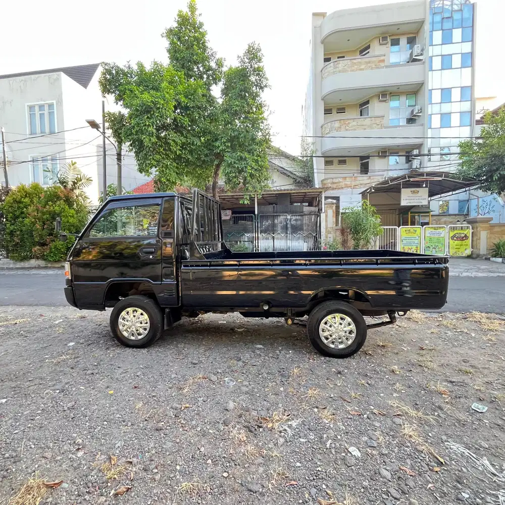 Mitsubishi L300 2025 Diesel