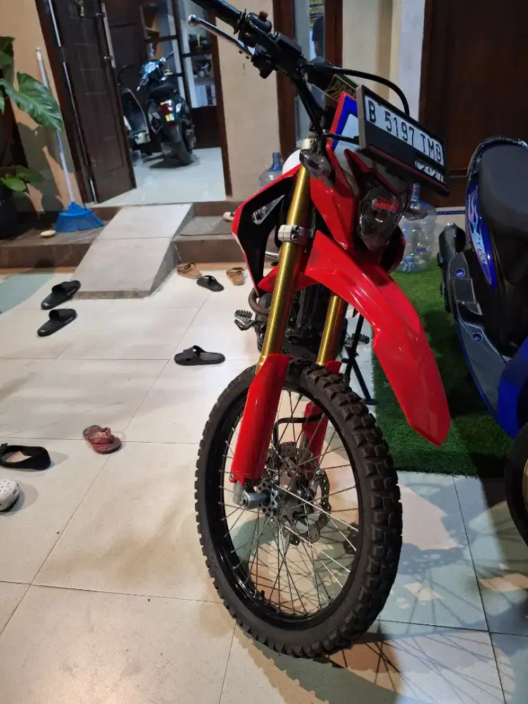 Motor crf thn 2022 jarang pakai