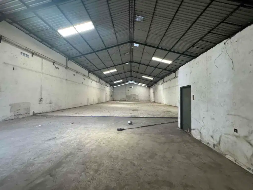 DISEWAKAN GUDANG DI SEMARANG BARAT