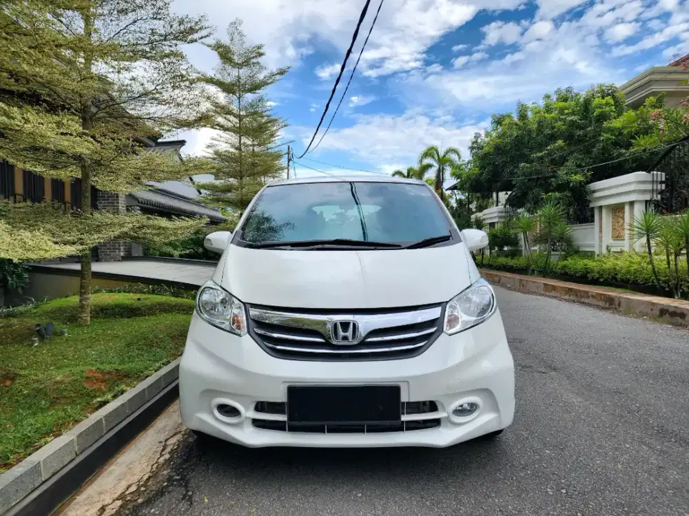 Honda Freed 1.5 PSD Matic 2012