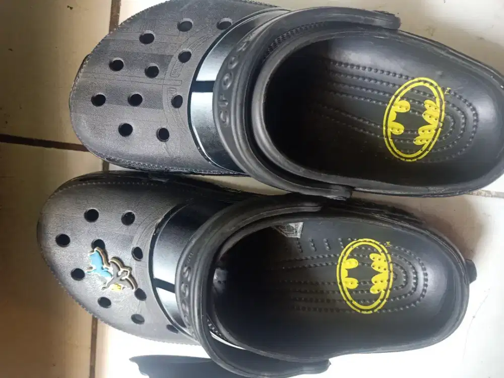 Sandal Crocs Batman