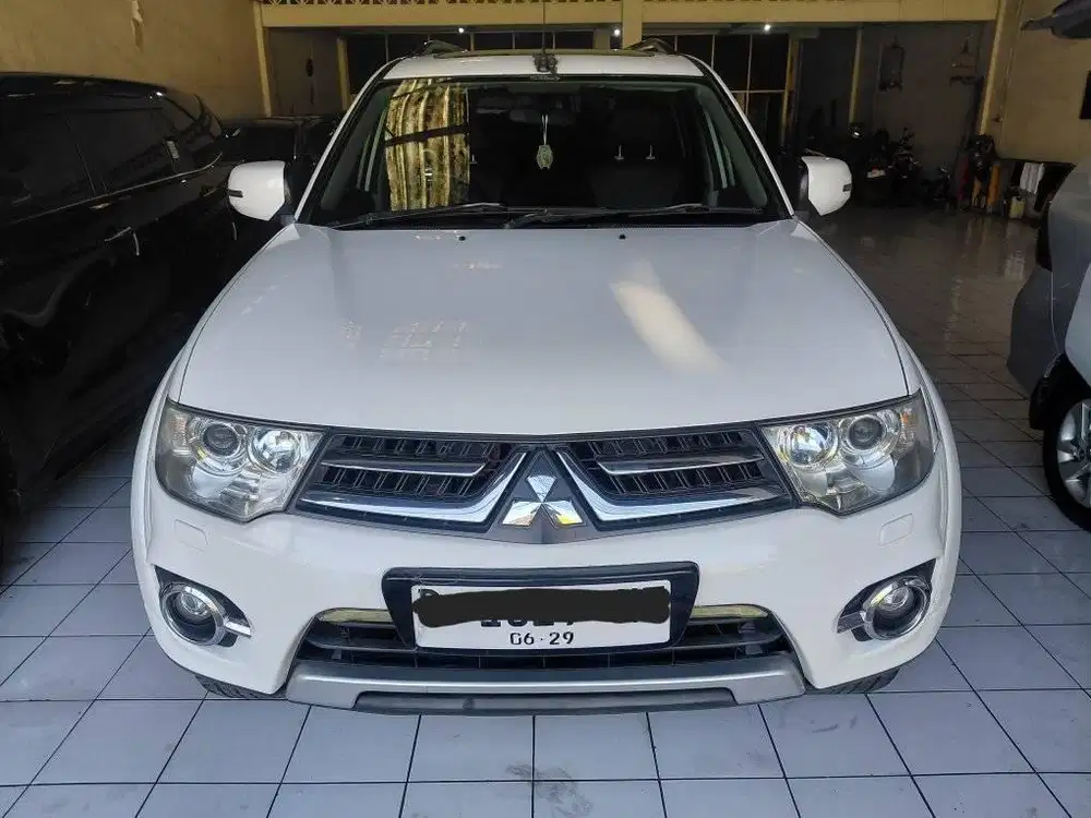Mitsubishi Pajero Sport Dakar 3.0 Matic Thn 2014