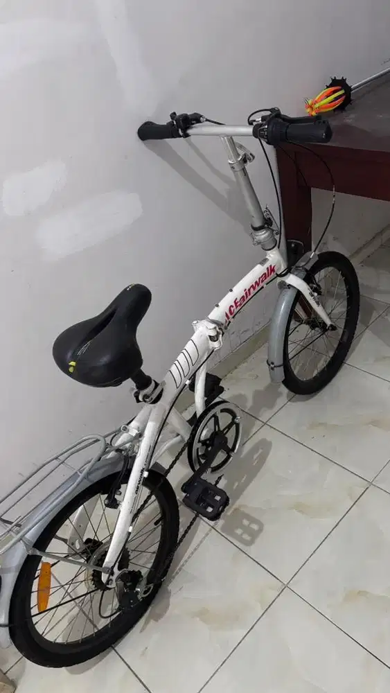 SEPEDA LIPAT ACE AIRWALK 20 INCH