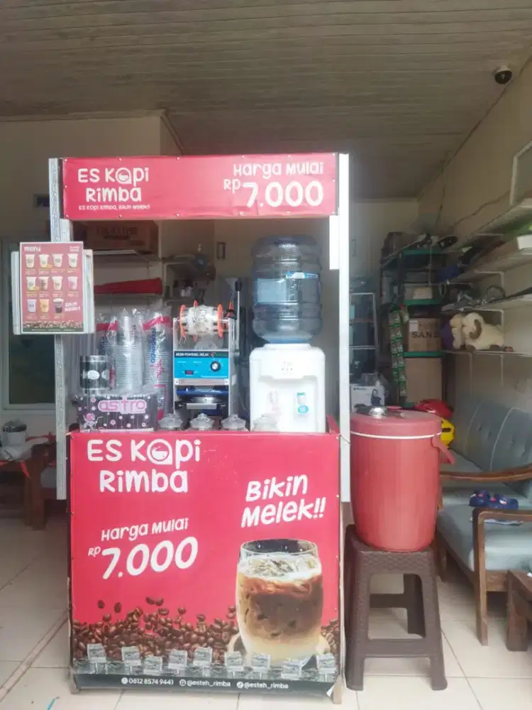 Dibutuhkan perempuan untuk jaga lapak es kopi