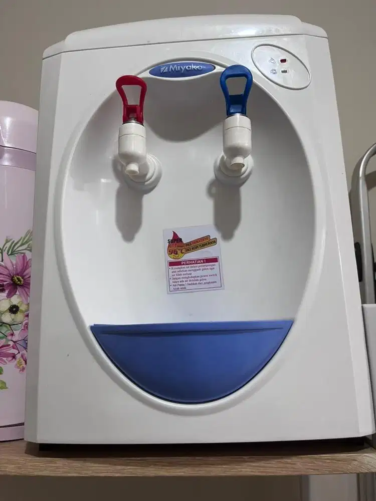 Dispenser galon atas Miyako Hot Normal