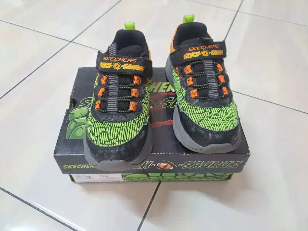 SEPATU ANAK MERK SKEECEERS