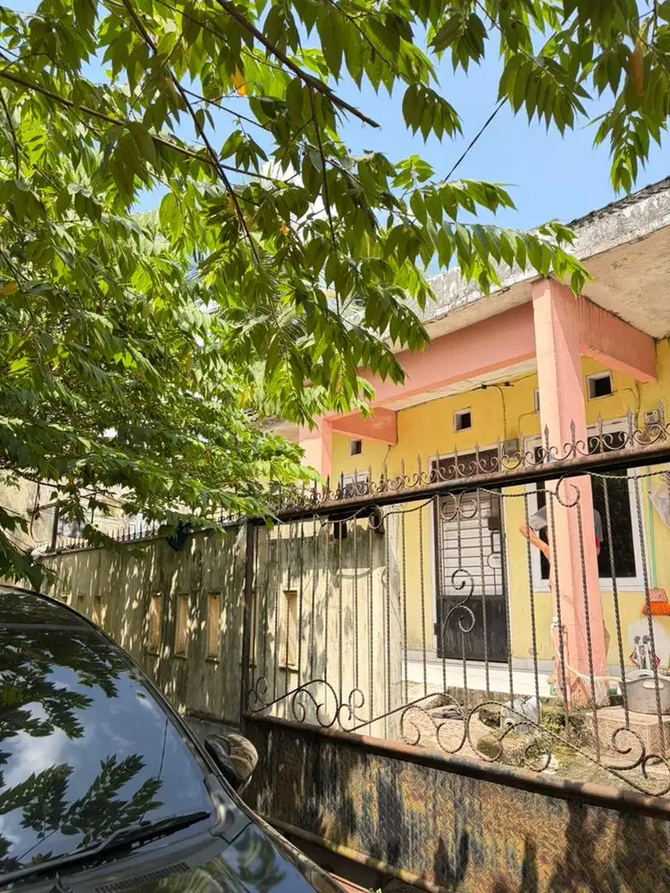 Rumah kost 6 pintu ! Murah