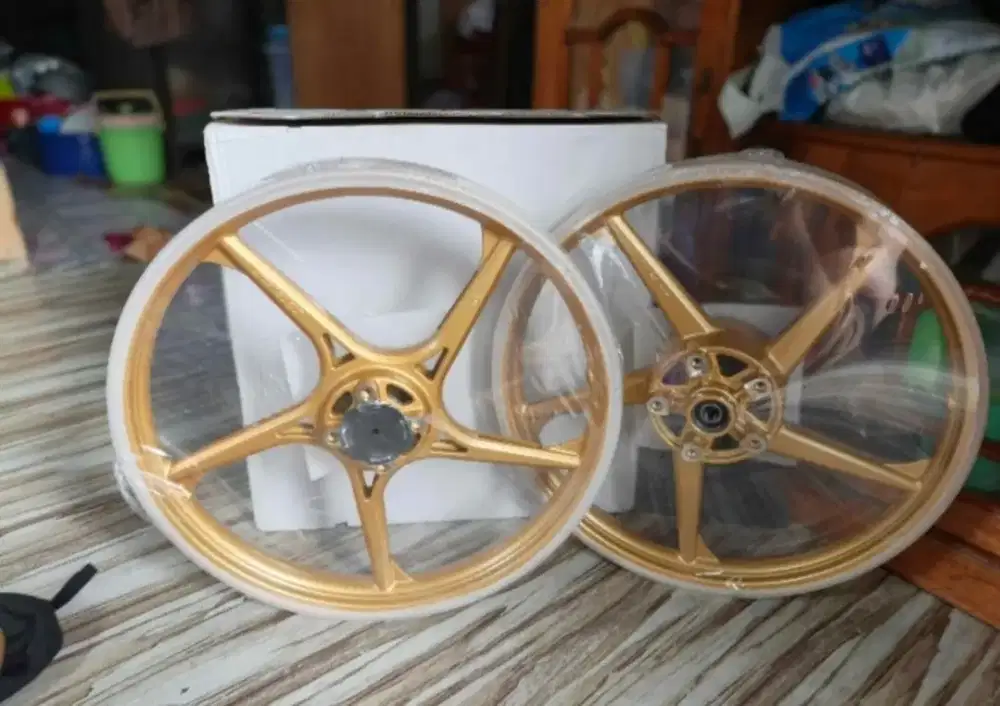 velg p5 gold mx king vixion new , vixion nvl , r15 , barang baru bosku