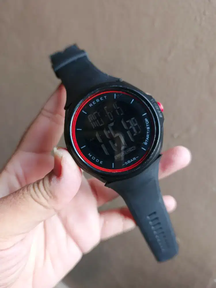 Jual jam eiger toucren