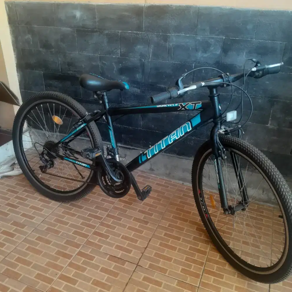 Sepeda MTB Vivacycle Titan ukuran 26