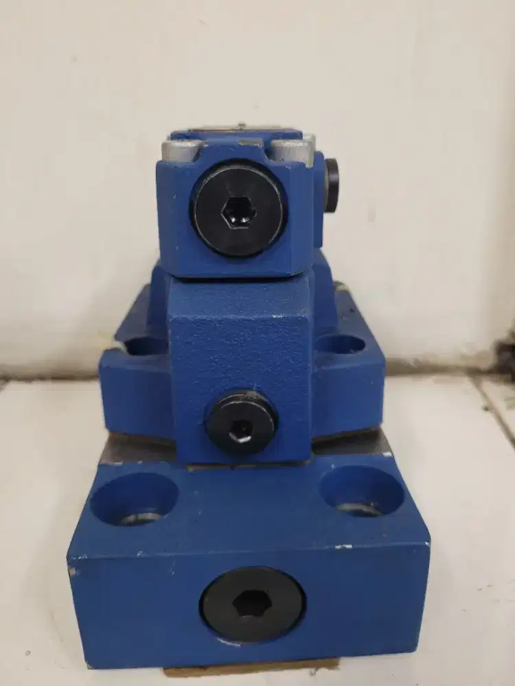 VALVE ANLOADING