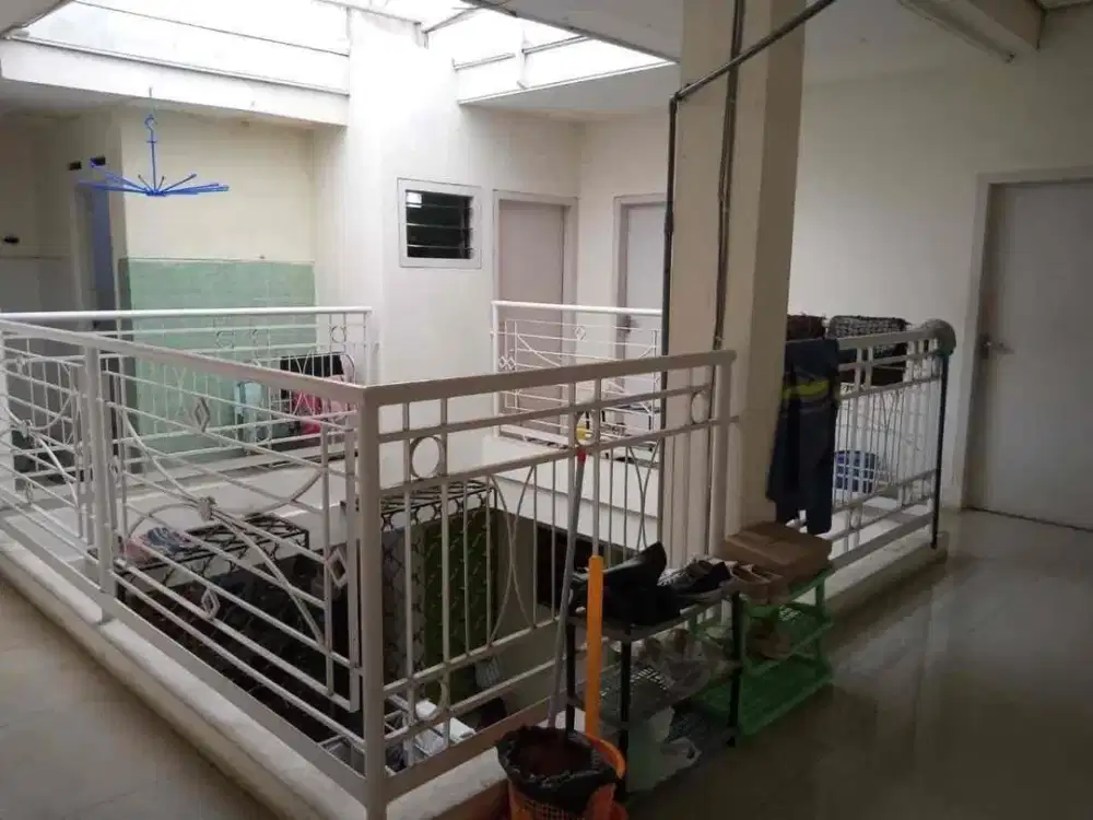 Rumah Kost Poros Siguragura Seberang UB Veteran 14 Kamar