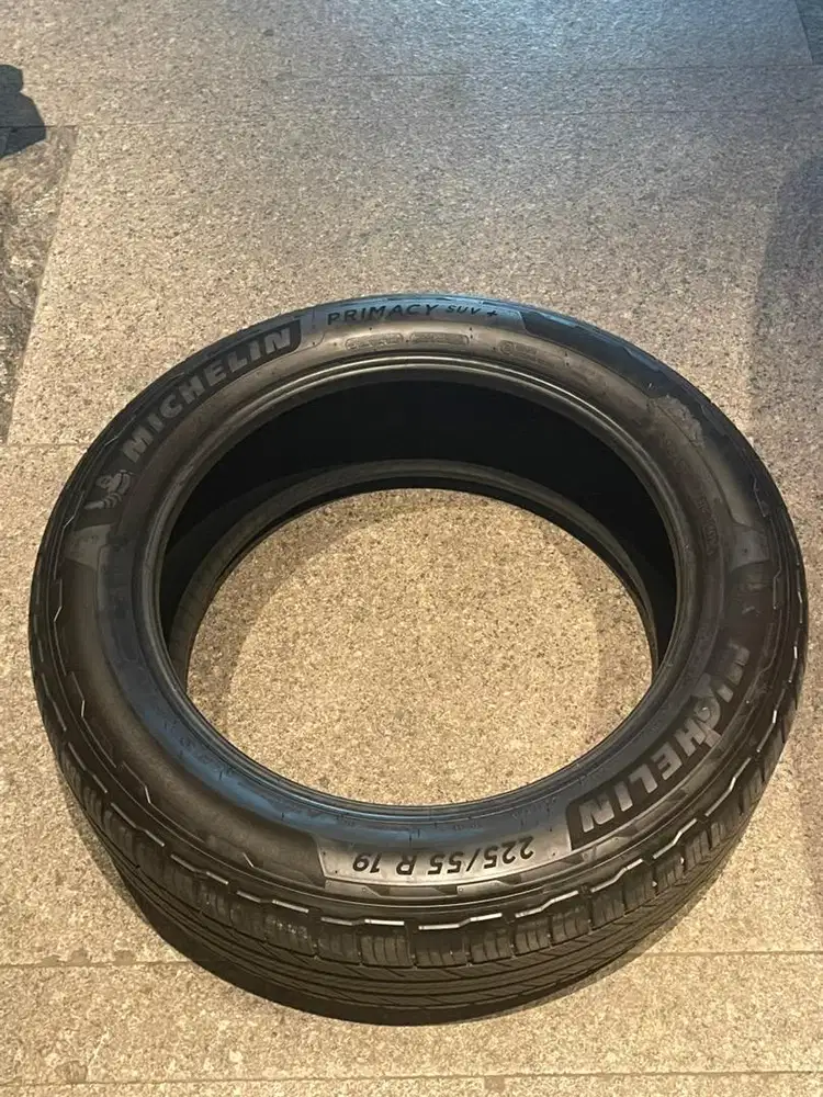 Ban mobil alpahrd 225/55R19