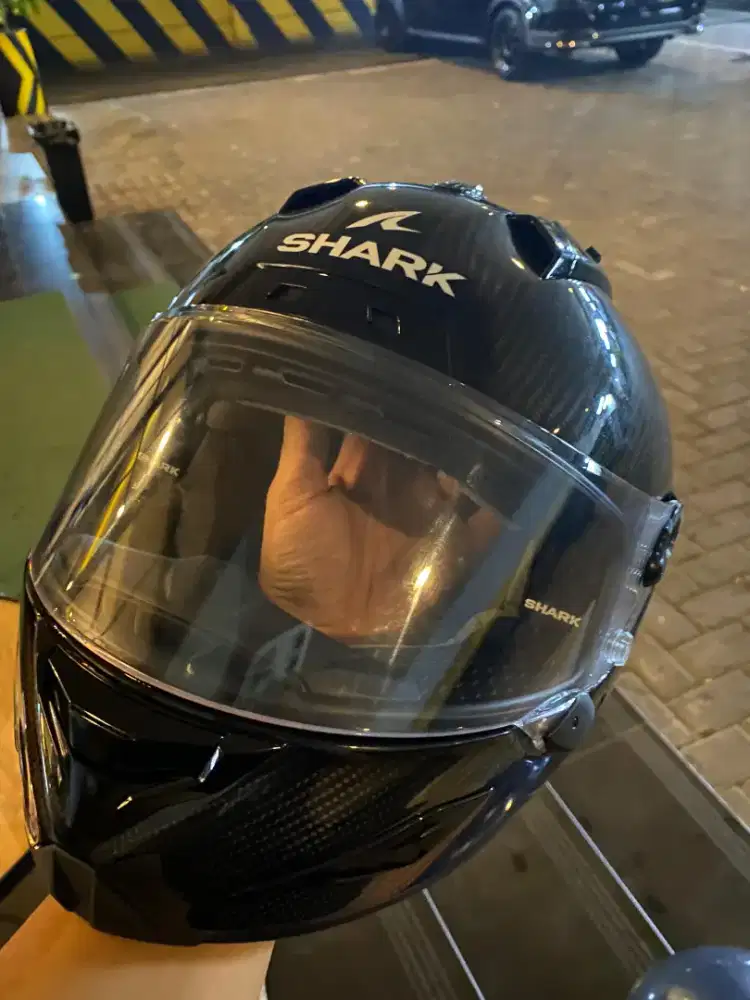 HELM SHARK AERON FULL KARBON
