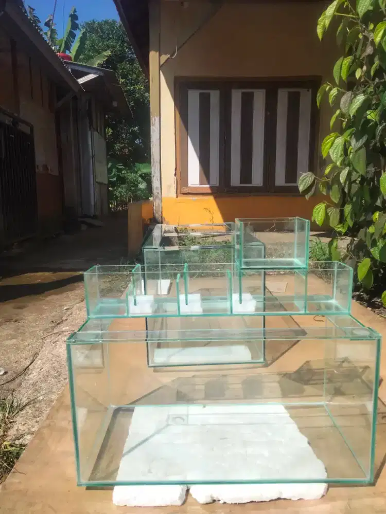 1 set aquarium 60x30x30